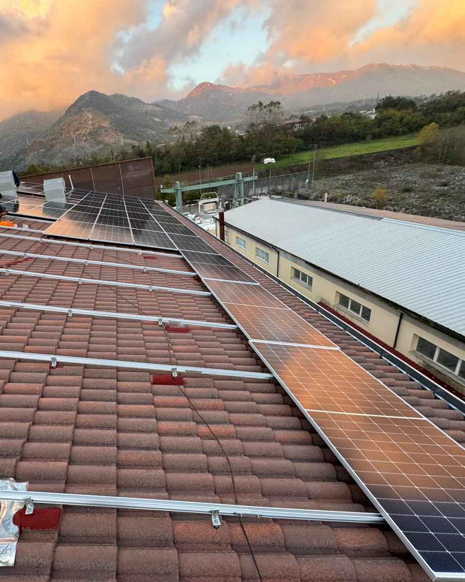 Geomedical: lavori in corso impianto fotovoltaico