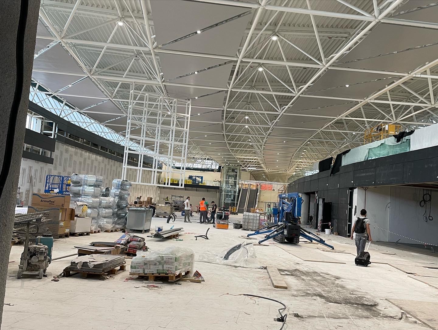 Work in progress Molo B Aeroporto Fiumicino